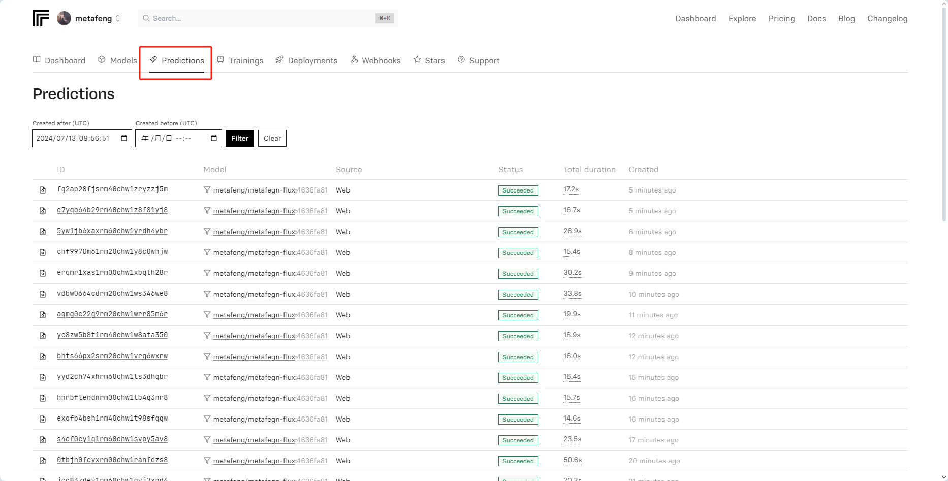 图片展示的是MetaFeng平台的“Predictions”页面。页面上方有“Dashboard”“Models”等导航栏选项。页面主体显示了生成图像的历史记录，包括Model、Source、Status、Total duration、Created等信息，如“fjgjw123456789012345678901234567890”对应的Model为“metafeng.flux”，Source为“Web”，Status为“Successful”，Total duration为17.2s，Created时间为1分钟前。该图片与上文提到的查看生成图像历史记录的内容相关，直观呈现了历史记录的展示形式。