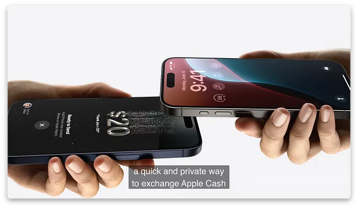 图片展示了通过Tap to Cash汇款的场景。画面中有两只手分别拿着两部手机,手机屏幕显示“$20”等信息。画面下方文字为“a quick and private way to exchange Apple Cash”,意为“一种快速且私密的Apple Cash交换方式”。该图片与文档中“通过Tap to Cash汇款(无需电话号码)”的内容相关,直观呈现了这一汇款方式的操作场景。